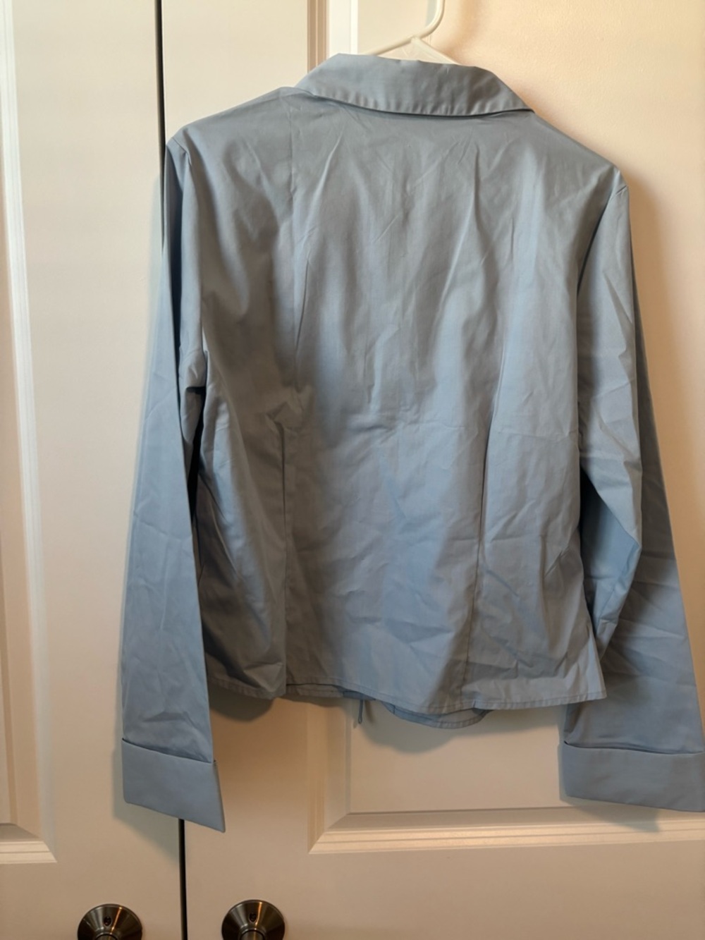 Abercrombie Blue Tie-front Shirt NWT - Picture 4 of 4